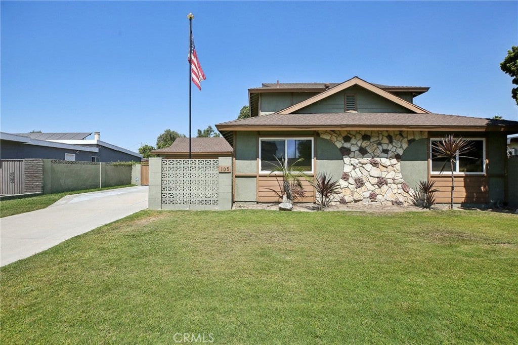 105 N Trevor Street