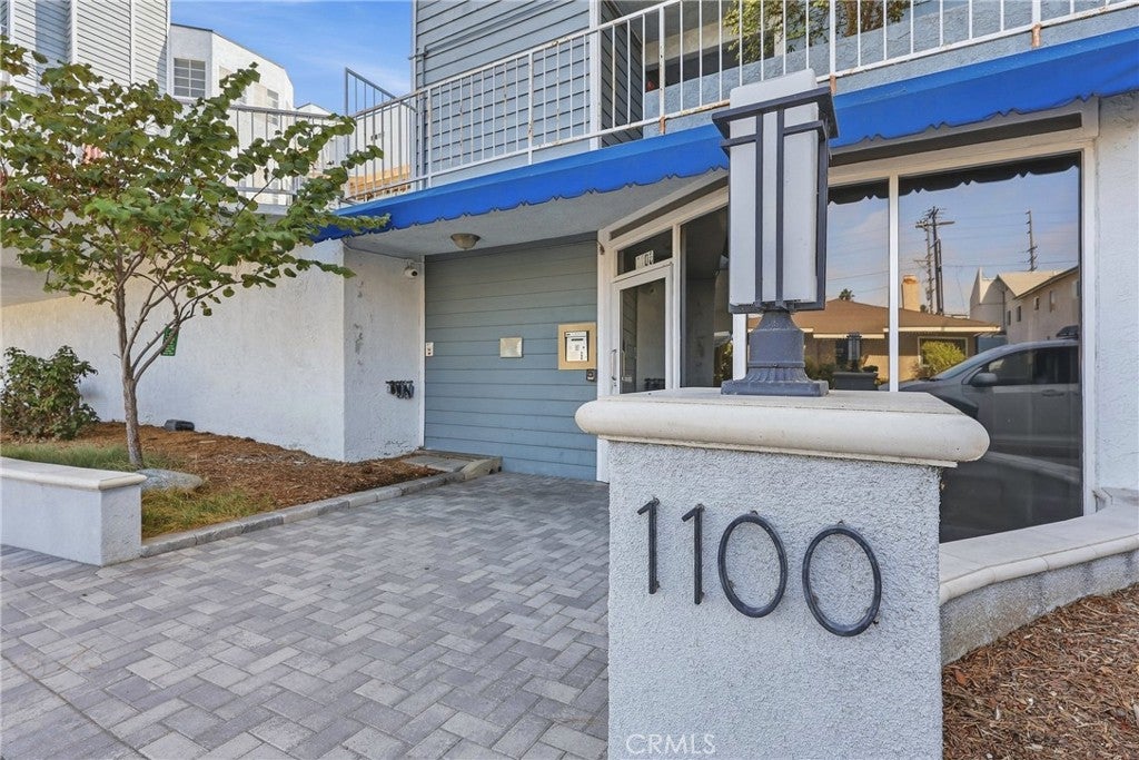 1100 Euclid AVE