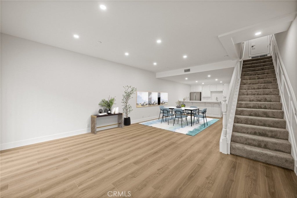 17200 NEWHOPE 31