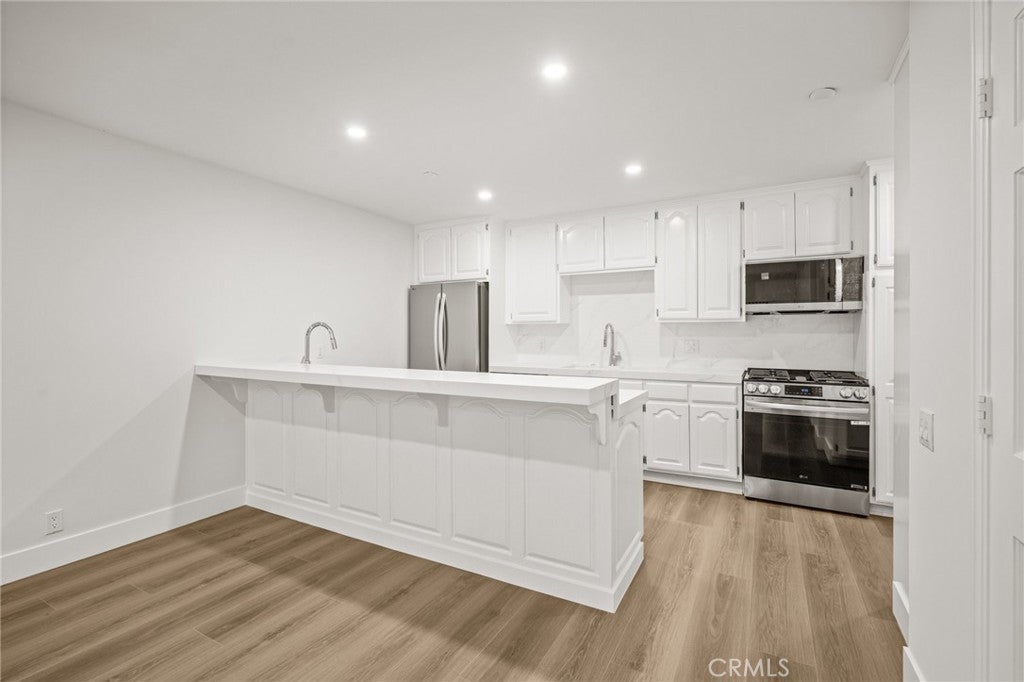 17200 NEWHOPE 31