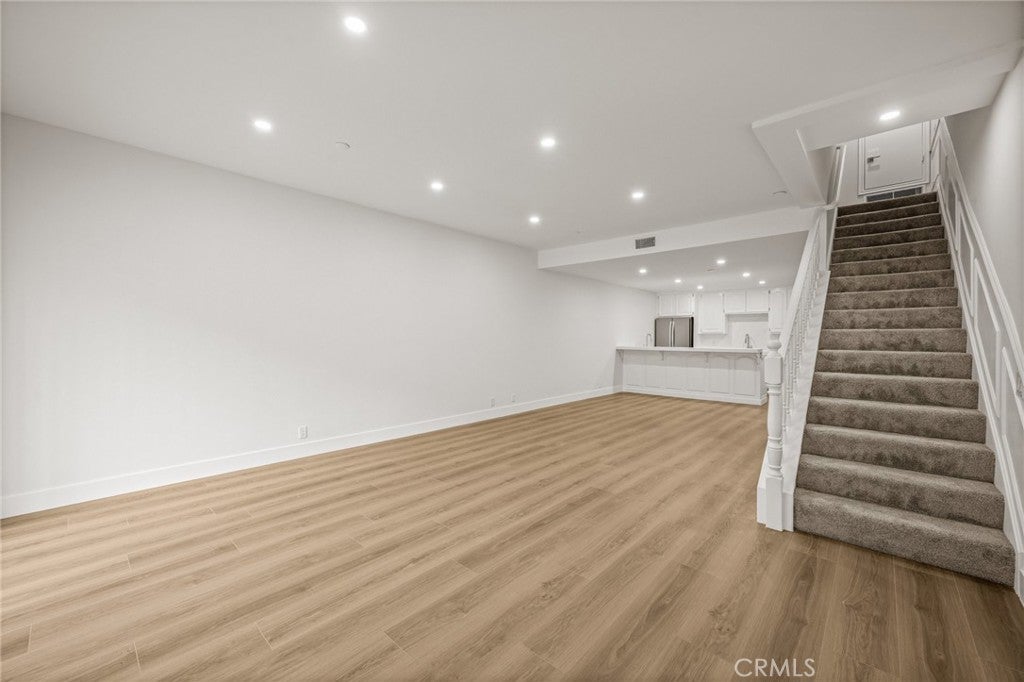 17200 NEWHOPE 31