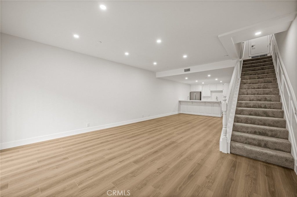 17200 NEWHOPE 31