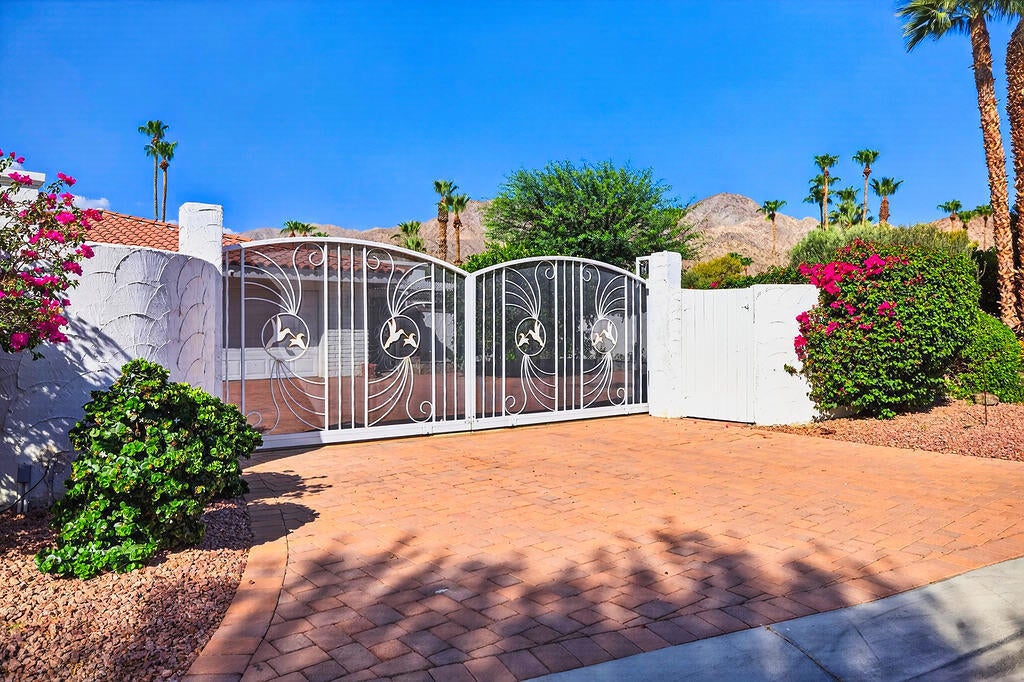 48825 Avenida Anselmo