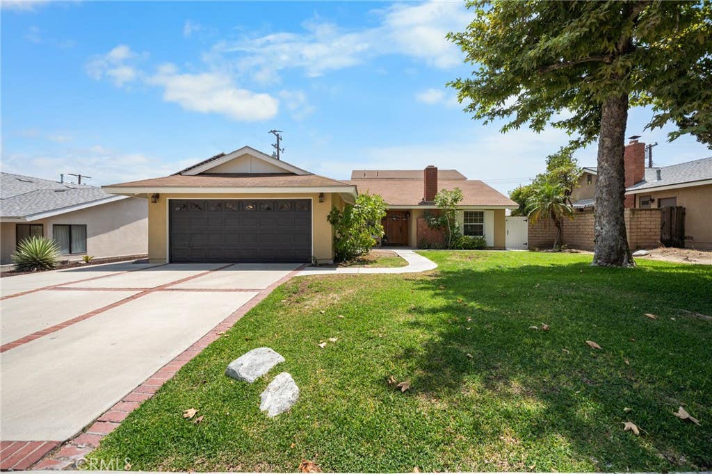Photo of 340 Pineridge Street, Brea, CA 92821 (MLS # OC26177962)
