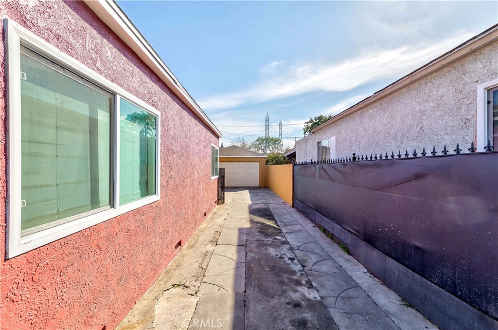 2712 Willow Place