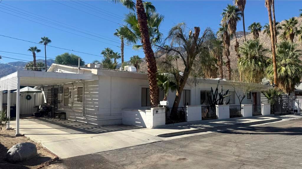 Photo of 111 Canyon Rock Road, Palm Springs, CA 92264 (MLS # 219136319PS)