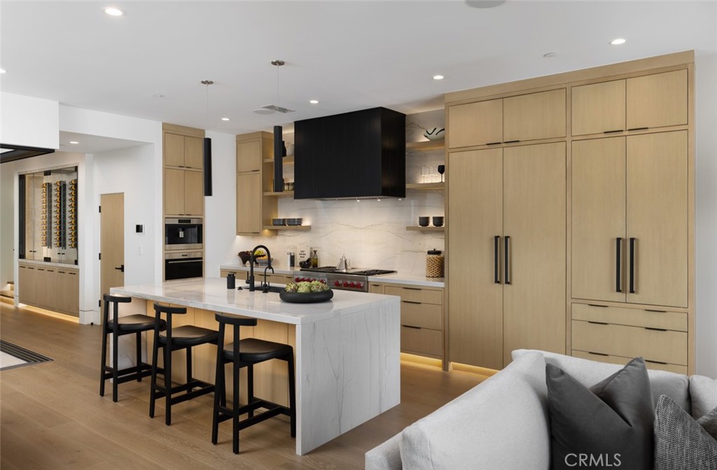 Corona del Mar South of PCH (CDMS) - Residential