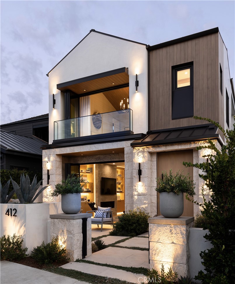 Corona del Mar South of PCH (CDMS) - Residential