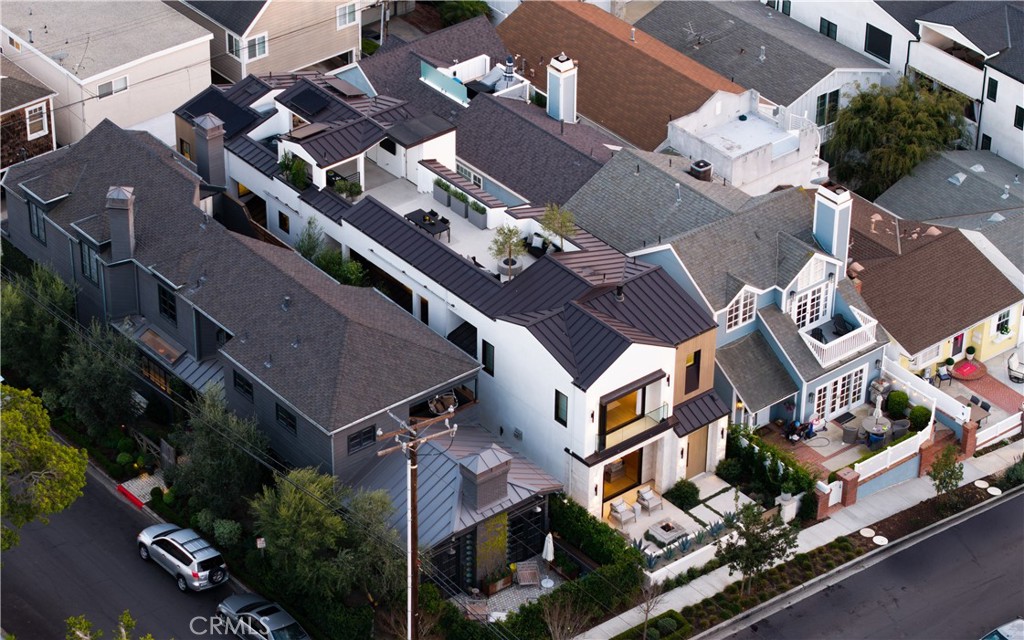 Corona del Mar South of PCH (CDMS) - Residential