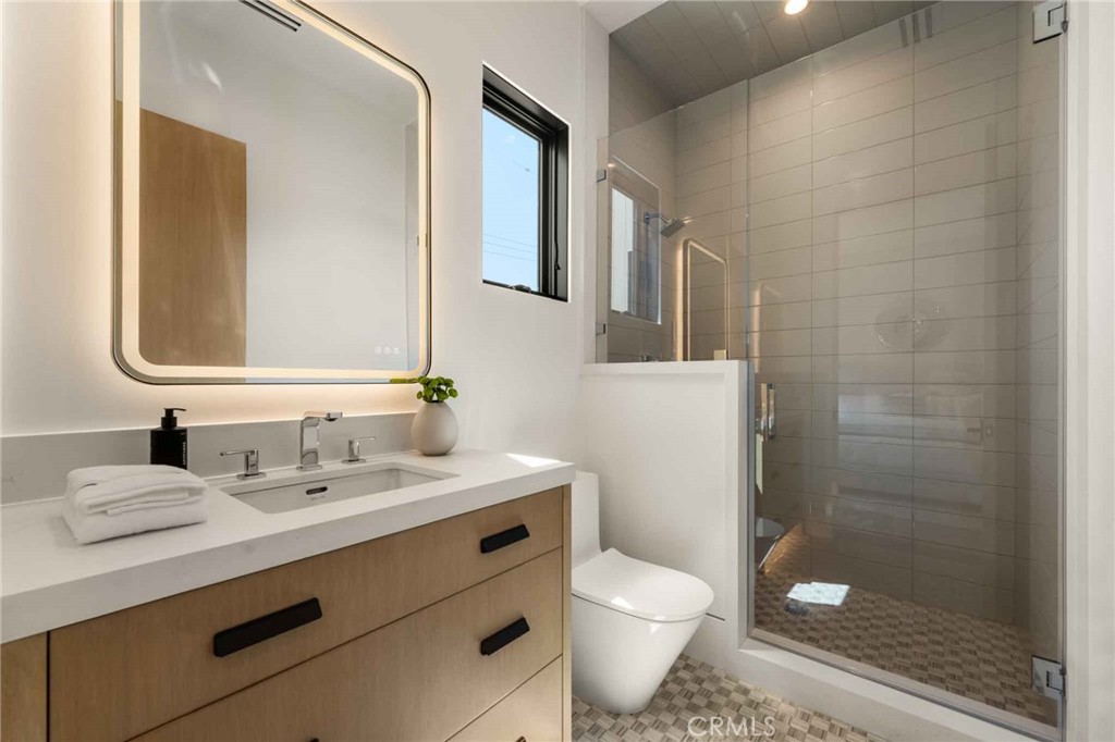 Corona del Mar South of PCH (CDMS) - Residential