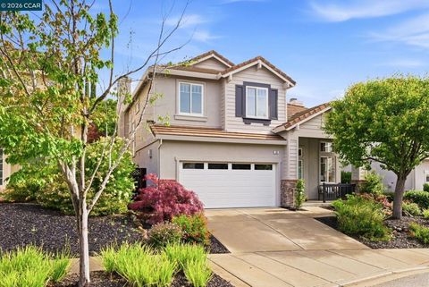 Photo of 138 Woodcrest Dr Dr, San Ramon, CA 94583 (MLS # 41130904)