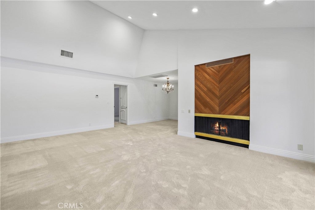 31584 Agoura 3