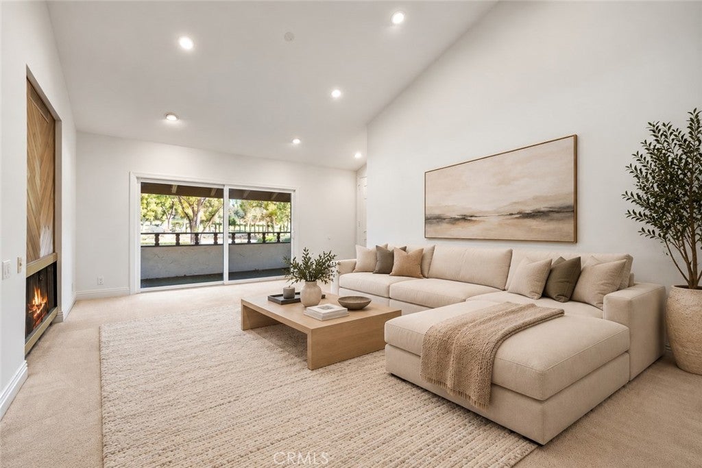 31584 Agoura 3