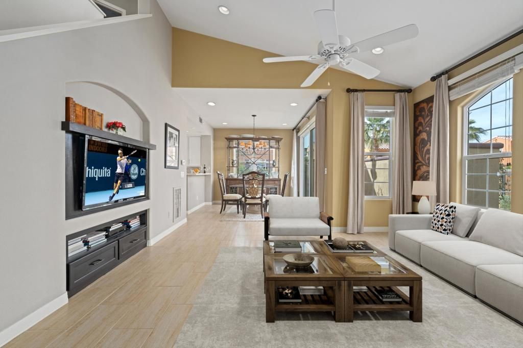 listing image 130724412558034666691