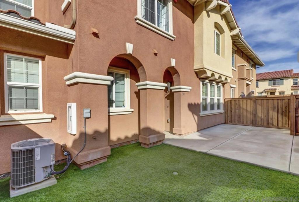 1307 Isabella Way