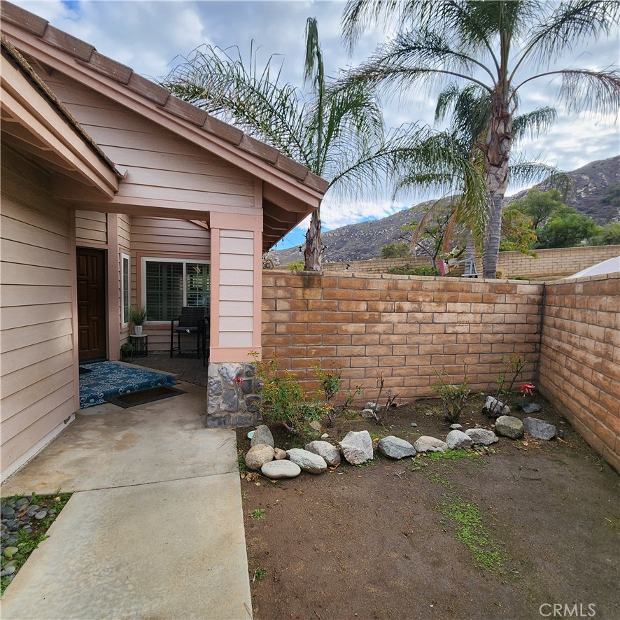 10482 Valley Crest