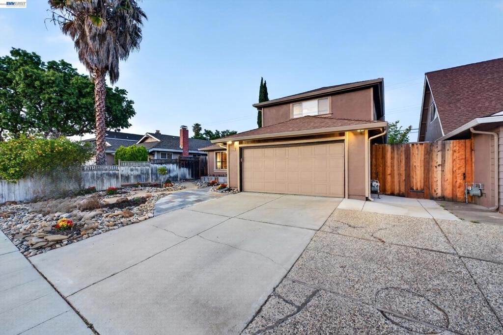5684 Calpine Dr