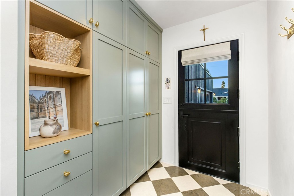 624 Sea Breeze Drive