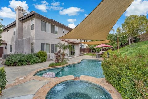 Photo of 42376 Wildwood Ln, Murrieta, CA 92562 (MLS # PW26104959)