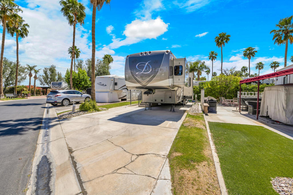 Outdoor Resorts Palm Springs - Land