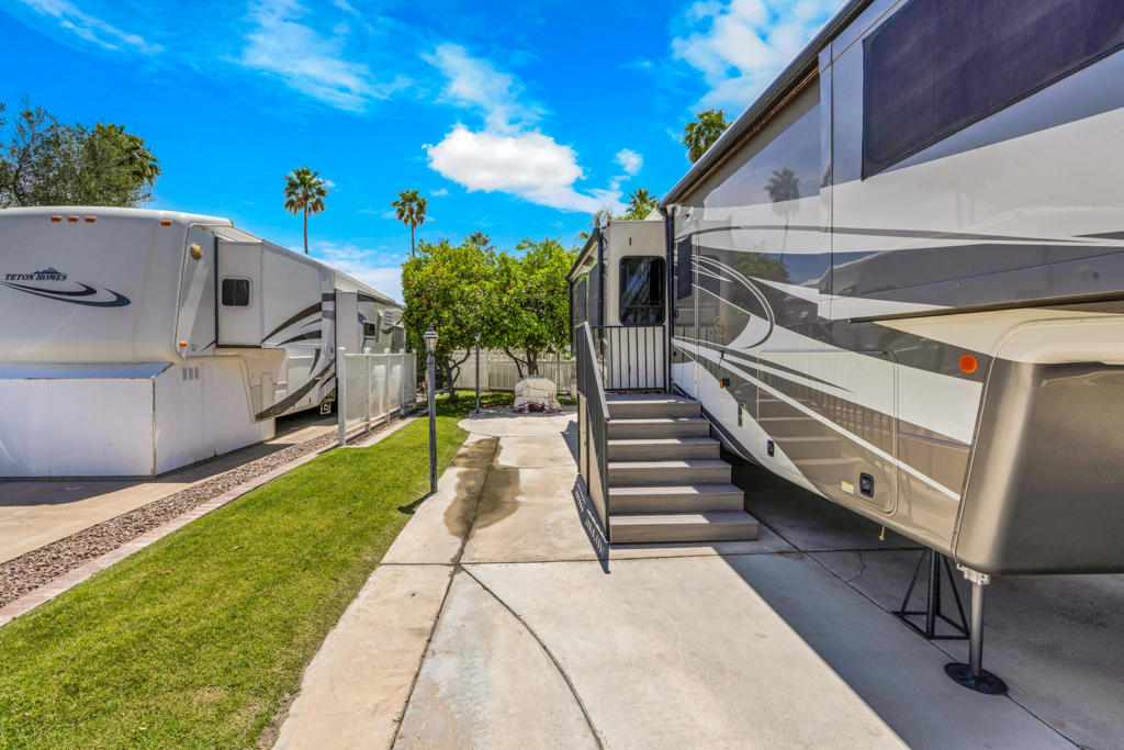 Outdoor Resorts Palm Springs - Land