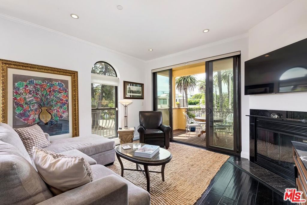 Photo of 500 N Orlando Avenue #101, West Hollywood, CA 90048 (MLS # 26674205)