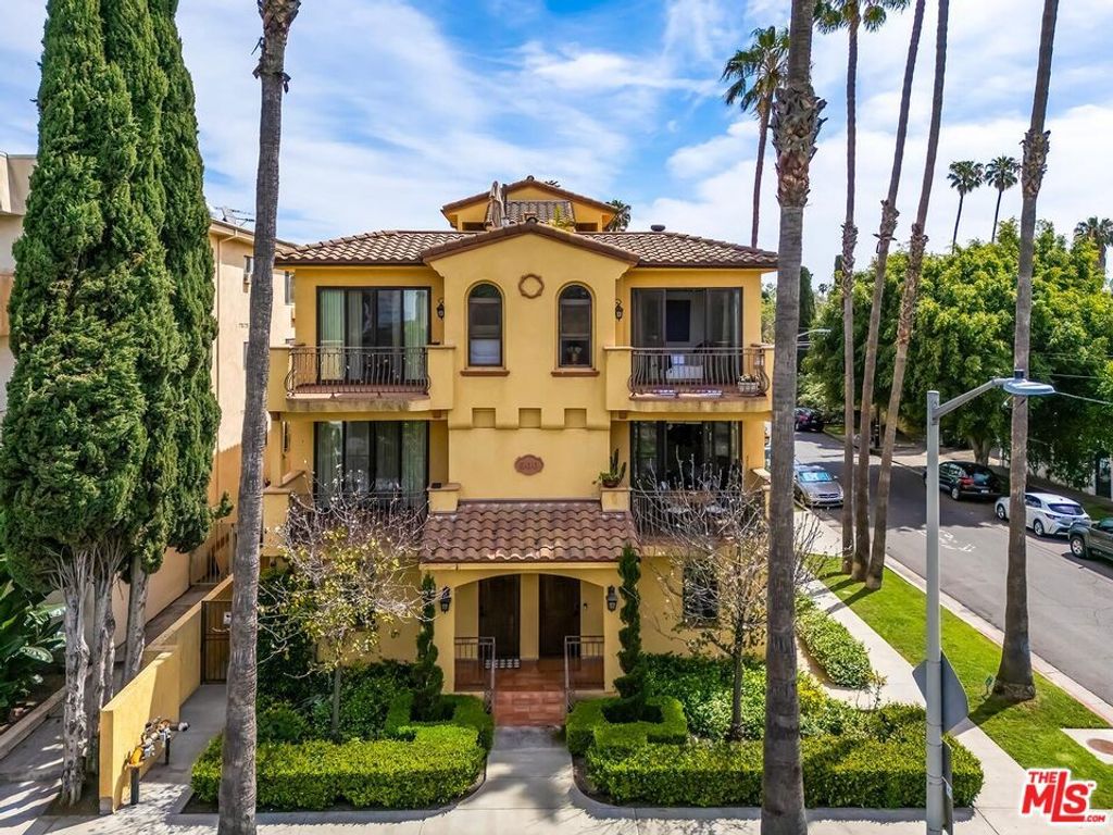 Photo of 500 N Orlando Avenue #101, West Hollywood, CA 90048 (MLS # 26674205)