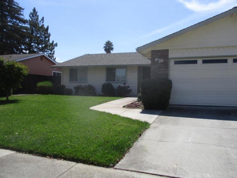 Photo of Gilroy, CA 95020 (MLS # ML82058716)