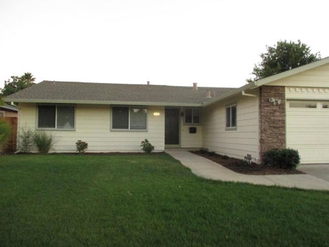 Photo of Gilroy, CA 95020 (MLS # ML82058716)