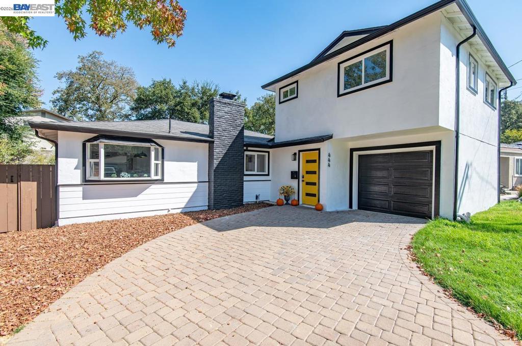 444 Amaral Cir