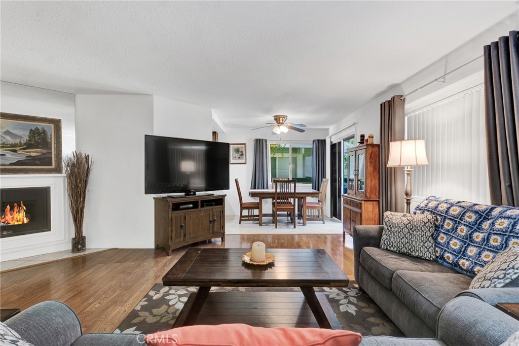 Discover this beautiful 2-bedroom, 2-bathroom condo, nestled in the highly sought-after Rainbow Glen community. This first-floor unit offers added privacy and comfort. Step inside to discover recessed lighting in the kitchen, durable laminate wood flooring, and an open-concept layout that fills the space with natural light. Enjoy an in-unit washer and dryer, as well as an upgraded HVAC system for year-round comfort. The balcony has been updated, providing a perfect spot to relax outdoors. This turnkey, move-in-ready home also features a 2-car tandem garage and is situated in a well-maintained HOA community. Community amenities include pools, Jacuzzis, Tennis Courts, and parks, all within a serene and welcoming neighborhood.
Enjoy easy access to top-rated schools, shopping, restaurants, and public transit. Don’t miss out on this incredible opportunity—schedule your private showing today!