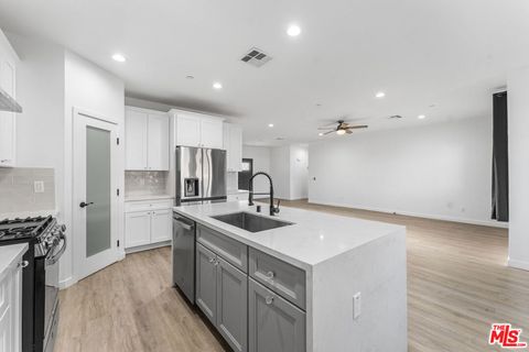 8749 Holly Avenue California City CA 93505