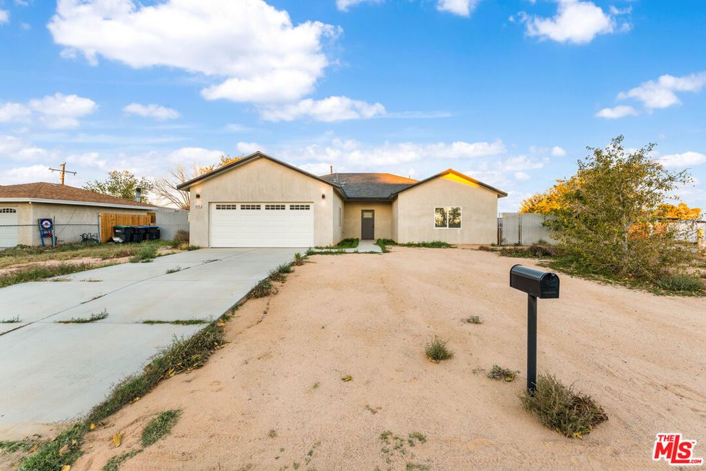 Photo of 8749 Holly Avenue, California City, CA 93505 (MLS # 25616081)