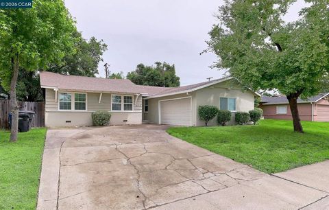 Photo of 4317 Stockbridge Ave Ave, Sacramento, CA 95842 (MLS # 41132738)