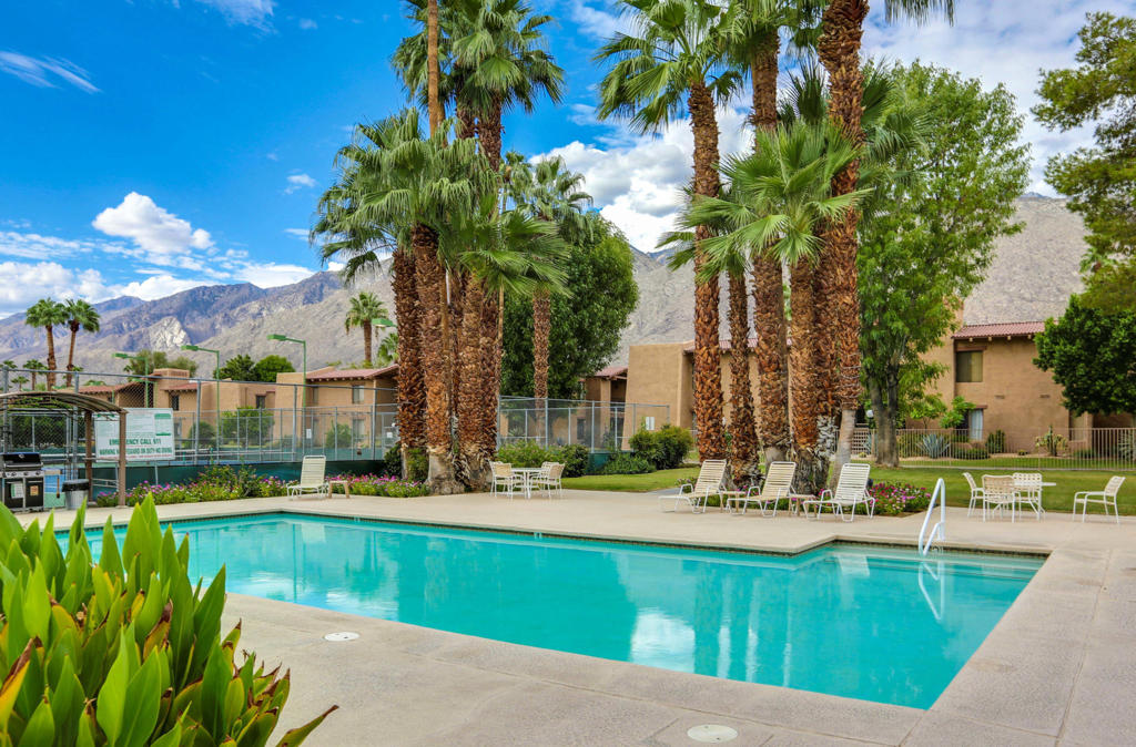 Ramon Estados - Residential