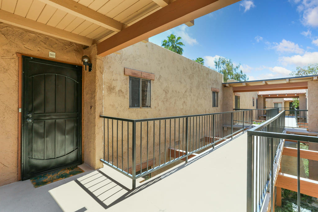 Ramon Estados - Residential