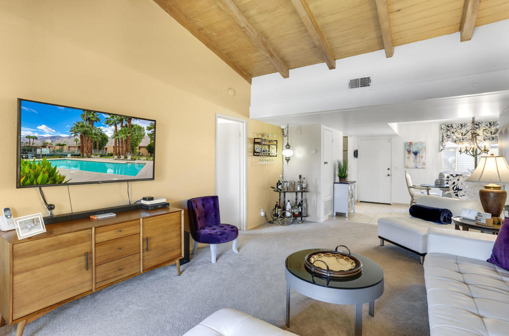 Ramon Estados - Residential