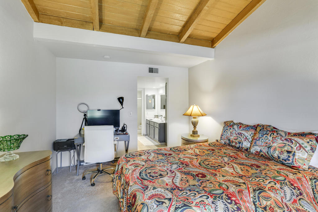 Ramon Estados - Residential