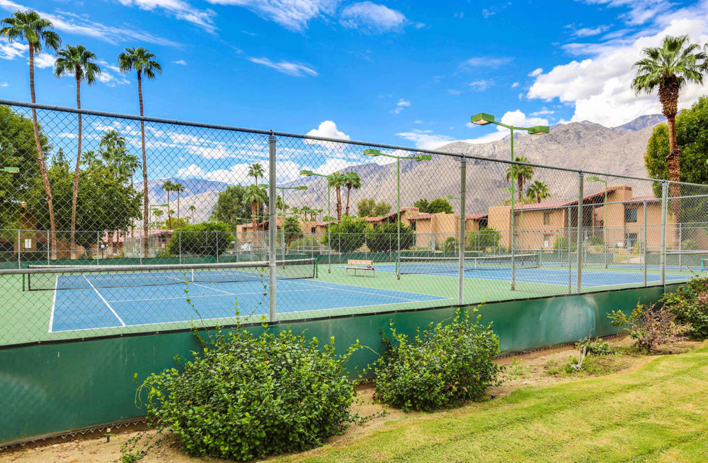 Ramon Estados - Residential