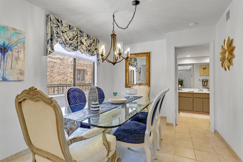 Ramon Estados - Residential