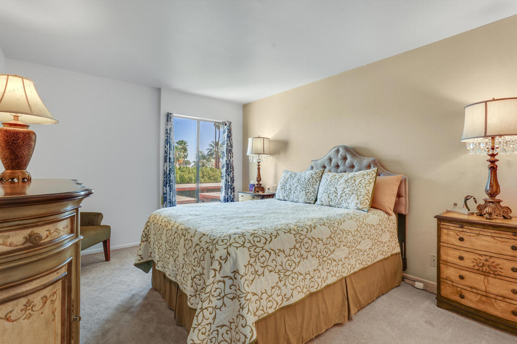 Ramon Estados - Residential