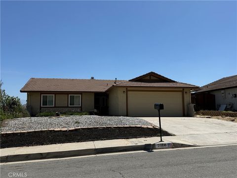 Photo of 2160 Bostick Ave, Colton, CA 92324 (MLS # CV26074139)