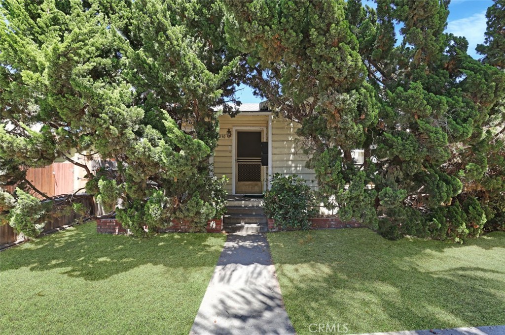 1030 Mira Mar Avenue