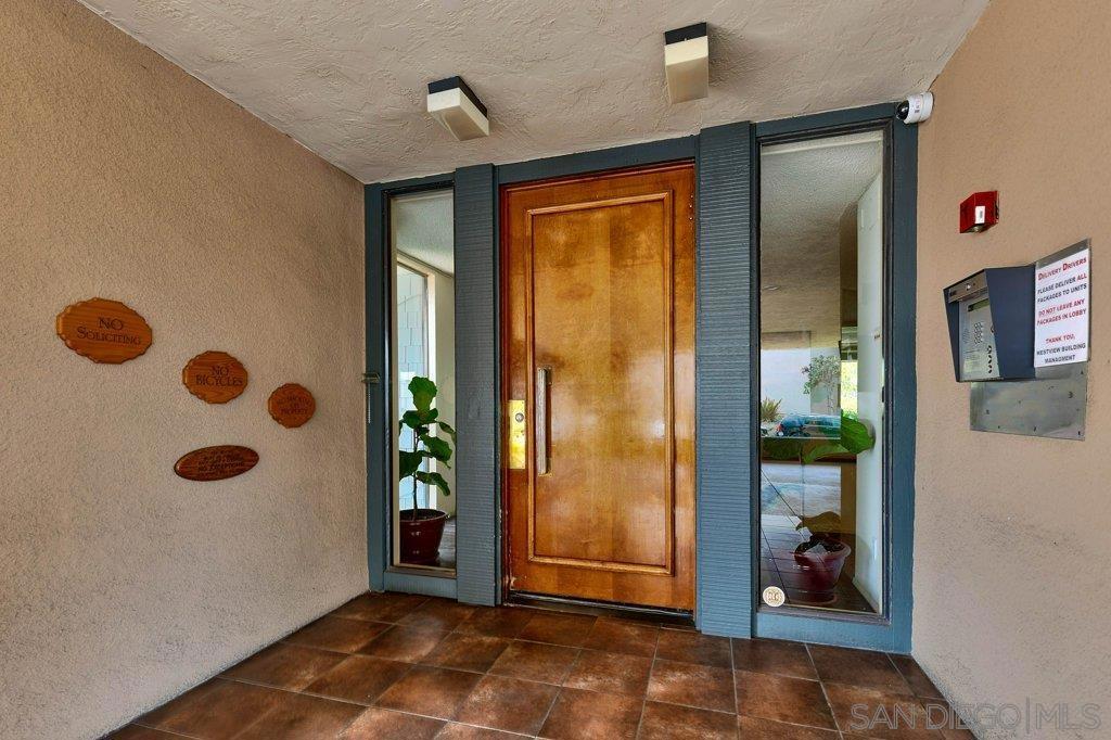 Ocean Beach - Residential Lease