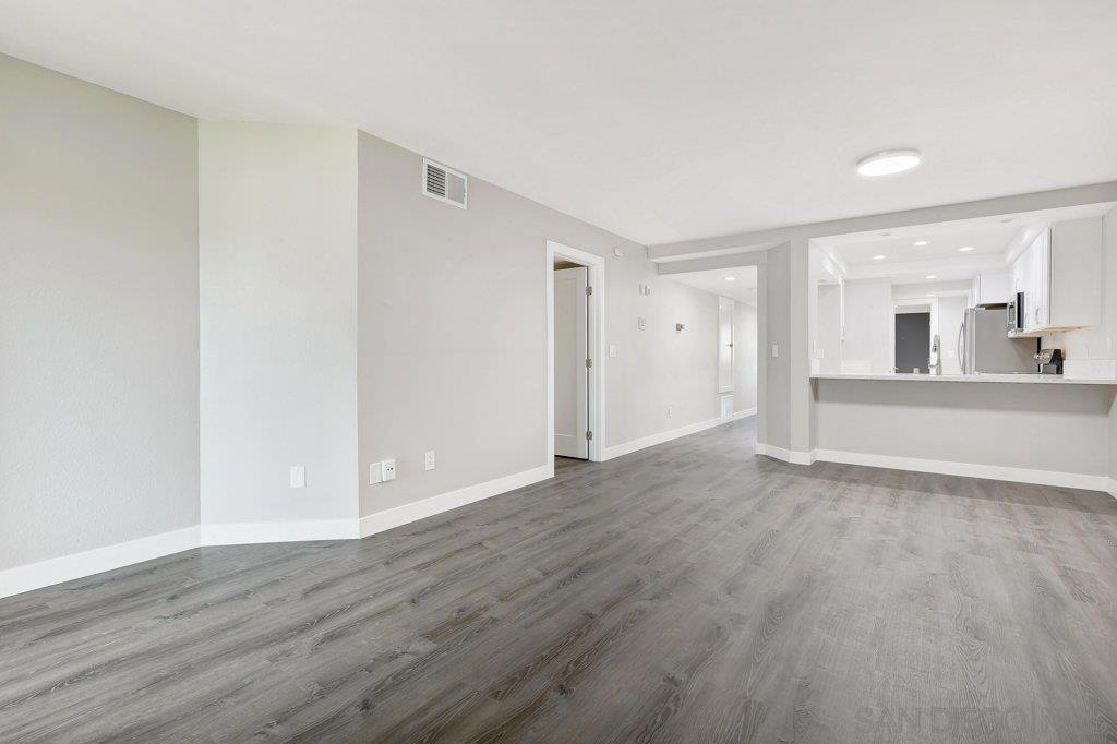 Ocean Beach - Residential Lease