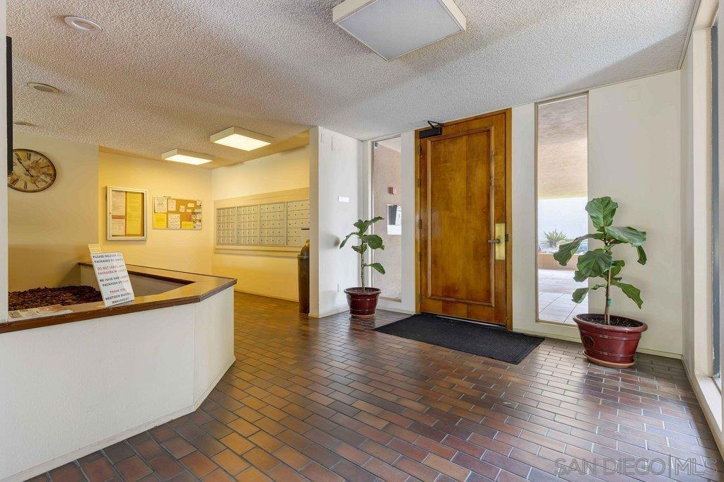 Ocean Beach - Residential Lease