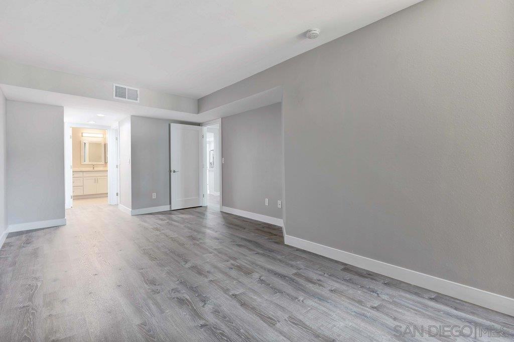 Ocean Beach - Residential Lease