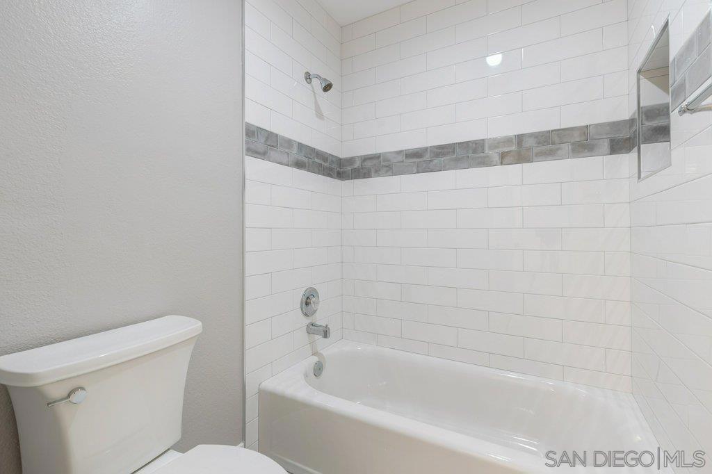 Ocean Beach - Residential Lease