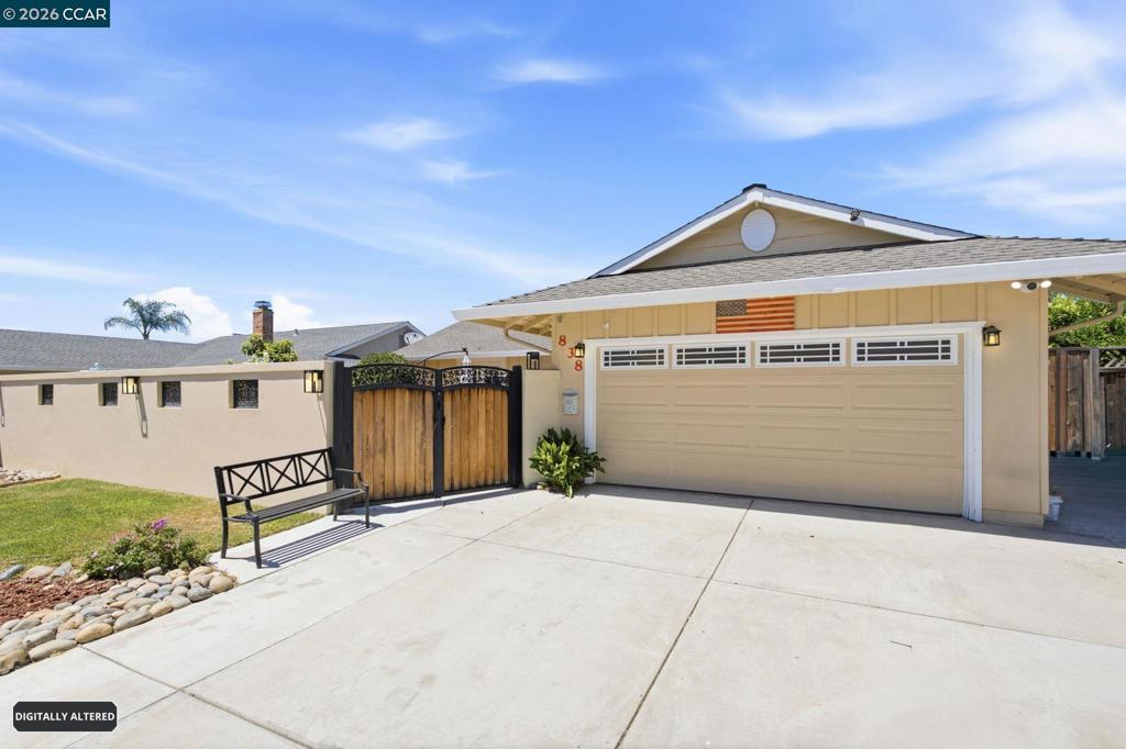 838 Cherokee Dr