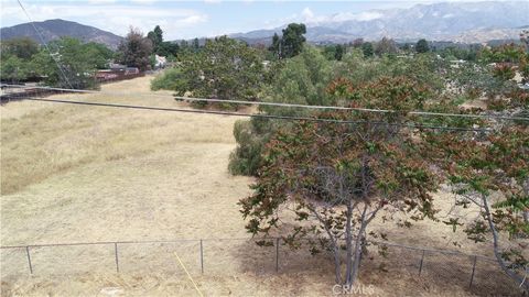 Photo of 39612 Lincoln St, Cherry Valley, CA 92223 (MLS # IG26089965)
